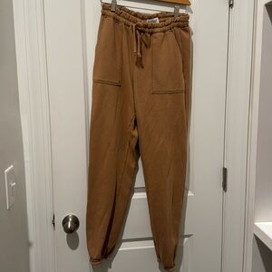 A&F size M tan sweatpants.